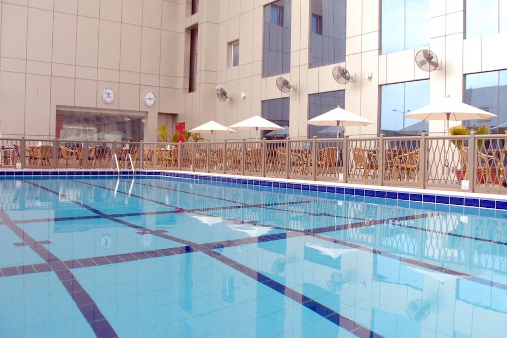 Hotel Ibis Yanbu Exterior foto