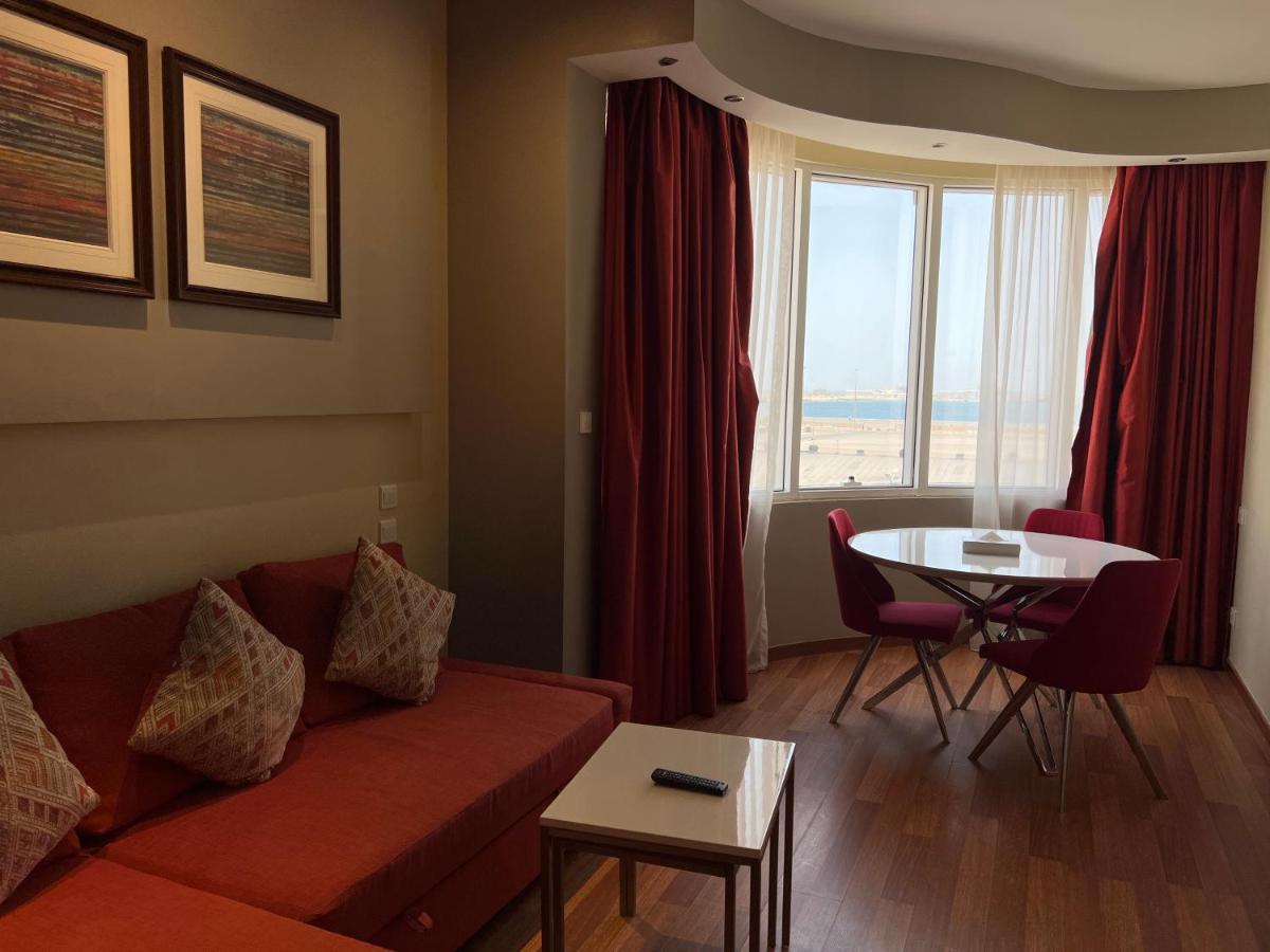 Hotel Ibis Yanbu Exterior foto