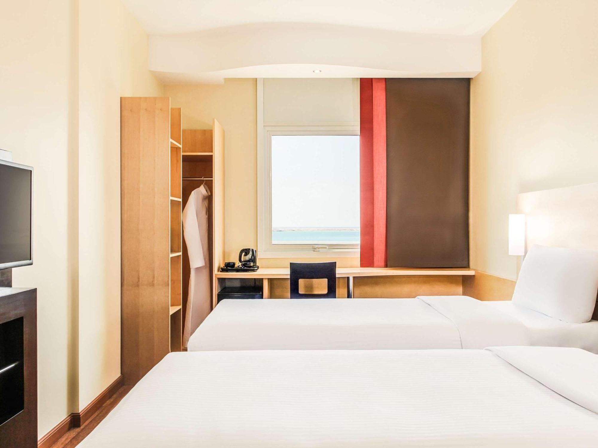 Hotel Ibis Yanbu Exterior foto