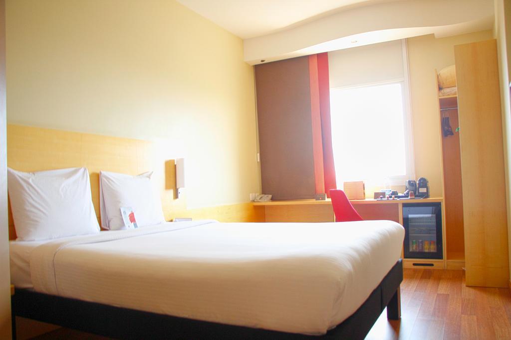 Hotel Ibis Yanbu Exterior foto