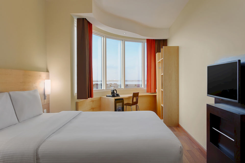 Hotel Ibis Yanbu Exterior foto
