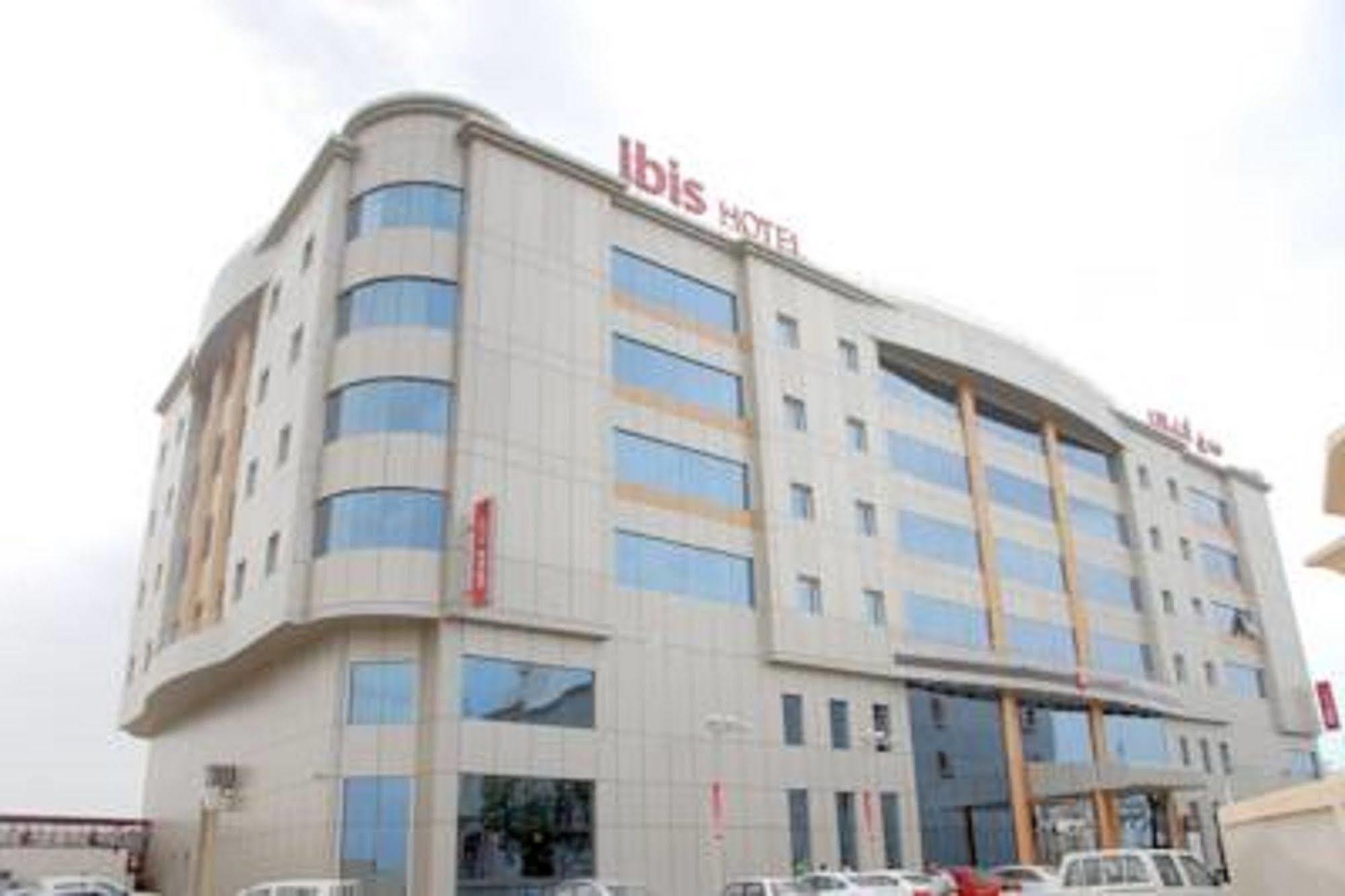Hotel Ibis Yanbu Exterior foto